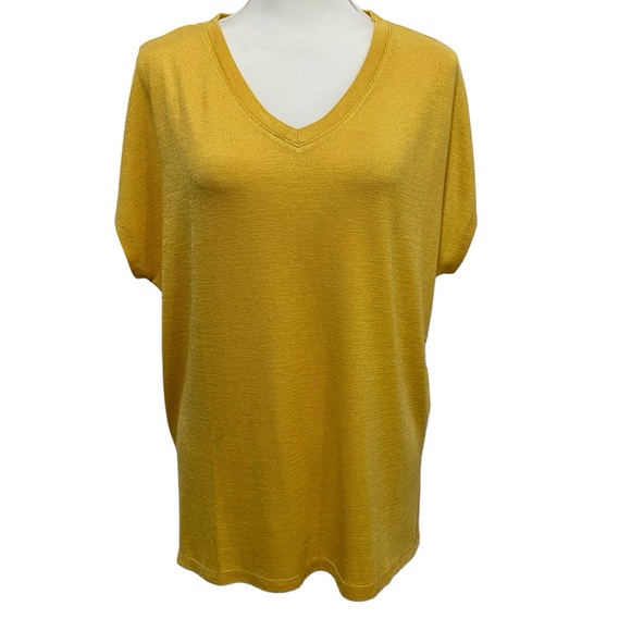 ORVIS T-Shirt NEW Blouse Gold Size Large V-Neck Short Sleeve Longer Length - Picture 14 of 14